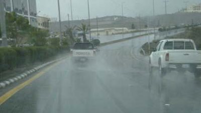 أمطار غزيرة وانخفاض درجات الحرارة بدءًا من اليوم