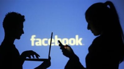 رجل يعثر على قانون غريب وضعته زوجته للمنزل (صور)