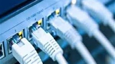 «سيناء في عزلة».. قطع كابلي إنترنت يتسبب في تعطل خدمة الاتصالات بالمحافظة لـ5 ساعات.. «الشركة المصرية»: «أعمال حفرية بمعدات ثقيلة» وراء الحادث.. ولجان فنية تنقل الخدمة بك