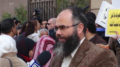 المتحدث باسم الجبهة السلفية: عدم تهنئة الأقباط ثابت عقائديا