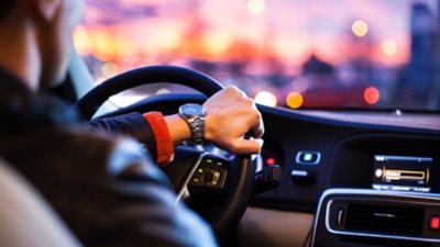 تونس تنشئ مراكز لتعليم القيادة للحد من حوادث السيارات