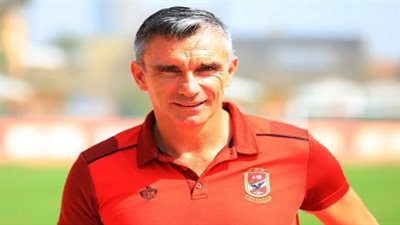 كارتيرون يخصص فقرة للتصويب على المرمى في مران الأهلي