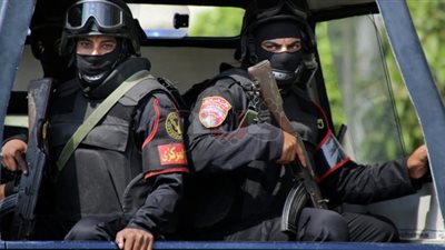 التحري عن صاحبة واقعة تحرش الهرم و6 آخرين لاتهامهم بالتعدي على سائق