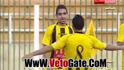 بالفيديو..محمد فاروق يتقدم بالهدف الثالث للمقاولون في الرجاء