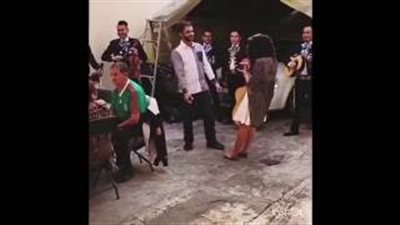 بالفيديو.. لحظة إغماء فتاة طلب صديقها منها الزواج