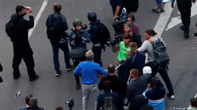 رئيس حماية الدستور يشكك في أنباء مطاردة الأجانب في كيمنتس