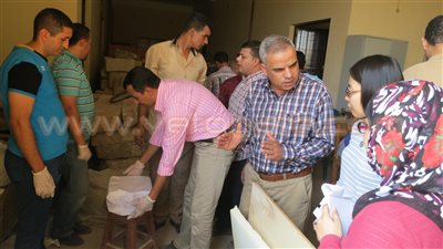 بالصور.. نقل 116 قطعة أثرية من الهرم إلى المتحف المصرى الكبير