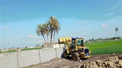 تنفيذ 10 قرارات إزالة تعديات على أراض زراعية بالبحيرة