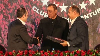 الخطيب يجتمع مع محمد كامل لبحث ملف استاد الأهلي