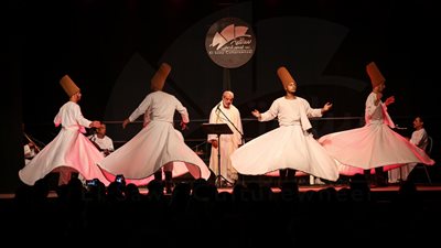 بالصور.. عامر التوني يتألق بالمولوية المصرية في ساقية الصاوي