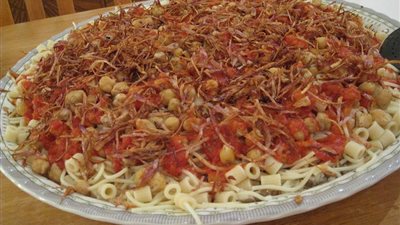 دراسة.. الكشري يحمي من سرطان الثدي والقولون.. استشاري أطفال: وجبة غذائية لا مثيل لها.. العدس والأرز أفضل مكوناته..  العدس يحمي من  أمراض القلب.. ويعالج مرضى ضغط الدم والسكر