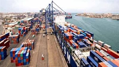 موانئ بورسعيد تستقبل سفن مواشي وسيارات وصودا كاوية