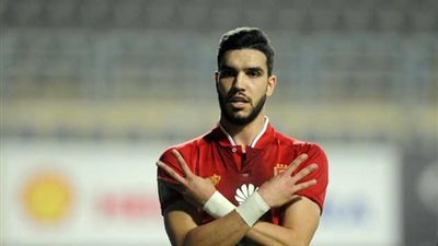 كارتيرون يطمئن على أزارو في جلسة خاصة