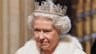 ملكة بريطانيا تتنبأ بحرب عالمية ثالثة وتكتب خطابا سريا