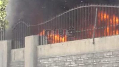 4 سيارات إطفاء تسيطر على حريق جراج أتوبيسات في الإسكندرية