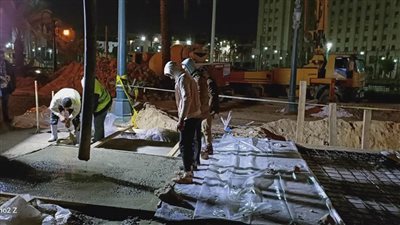 لإقامة المسلة والكباش الأربعة.. تفاصيل إنشاء قاعدة خرسانية وتطوير ميدان التحرير| صور