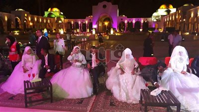 بالفيديو.. زفاف 23 عروس يتيمة في الغردقة