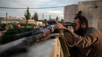 «ليمان»: واشنطن تسلح وتدرب جماعات المعارضة السورية دون التفريق بينهم