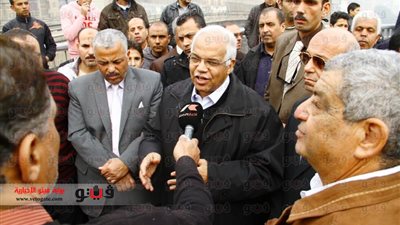 بالصور .. محافظ القاهرة يفتتح نزلة كوبري عزبة النخل بتكلفة 10 ملايين جنيه