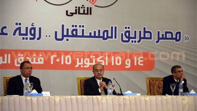 تفاصيل كلمة «رئيس الوزراء» في مؤتمر «أخبار اليوم» الاقتصادي.. إسماعيل: نحارب الفساد في أي موقع.. «السيسي» يشرف بنفسه على المشروعات القومية.. والحكومة ستعرض برنامجها على ا