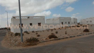 صرف ألف جنيه لـ 203 أسر نازحة لبناء عشش بدوية بالعريش