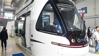 الصين تنتج جيلا جديدا من القطار الخفيف من ألياف الكربون