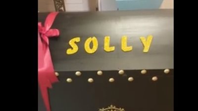 بالفيديو.. هدية مبتكرة من زوج لزوجته تشعل «فيس بوك»