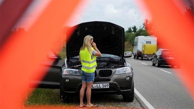 سخونة الصيف قد تؤدي إلى تعطل الأنظمة الإلكترونية بالسيارة