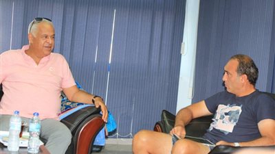 عامر يطمئن على سموحة قبل لقاء المقاولون في الدوري