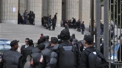 تشديدات أمنية بدار القضاء العالى بعد تفجير أمس