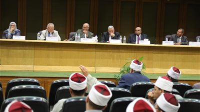 «البحوث الإسلامية» يناقش قضية العنف ضد المرأة