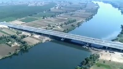 انطلاق مراسم افتتاح مشروعات بقطاع الطرق والكباري بحضور السيسي