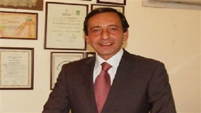 ياسر عبد القادر: ٤ آلاف حالة إصابة بسرطان القولون سنويا في مصر