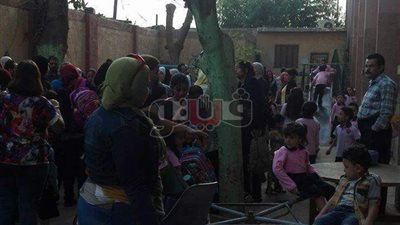 كابل كهرباء يثير قلق أولياء أمور طلاب «طارق بن زياد التجريبية»