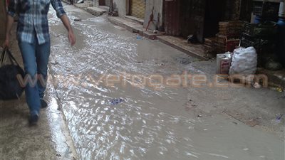 بالصور.. الأمطار تغرق شوارع الإسكندرية