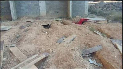 العثور على 4 مقابر جماعية في بنغازي الليبية