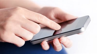 الاتصالات الأمريكية تطلب إتاحة موجات الراديو لمستخدمي المحمول