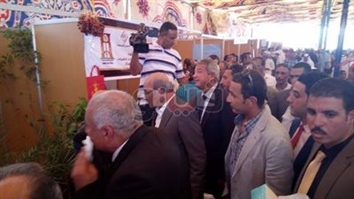 بالصور.. 3 وزراء يفتتحون المعرض البيئي بنادي هجن الوادي الجديد