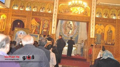 الأقباط يتوافدون على كنيسة العذراء بإمبابة للاحتفال بـ«رأس السنة»
