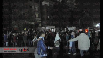 بالفيديو والصور.. إرهابيو المعزول يستفزون الأقباط أمام كنيسة العذراء