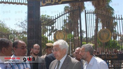 أهالي أسيوط يحتفلون برأس السنة في النوادي والمتنزهات