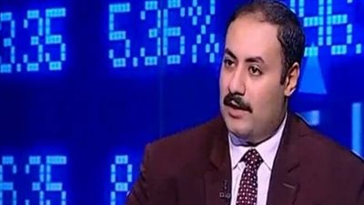 خبير: توقعات بتبديل مراكز السيولة بين قطاعات البورصة خلال سبتمبر