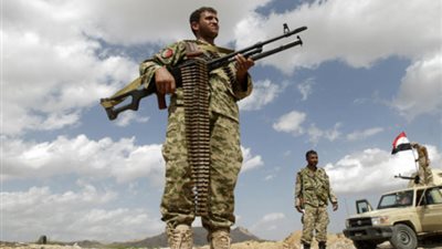 الجيش اليمني يسيطر على سوق السمك بـ«حجة» ويقتل 23 حوثيا