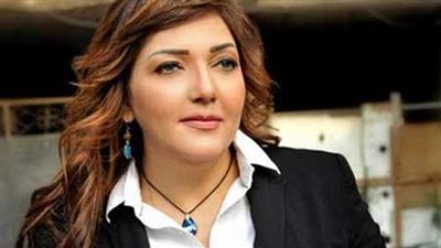 جميلة إسماعيل تشارك الأقباط احتفالاتهم بـ