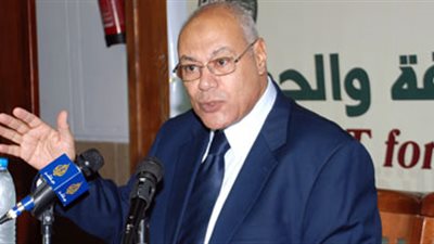 «العوا» بـ«عمليات رابعة»: «الجنايات» حرمت بديع من حضور جلسة المرافعة