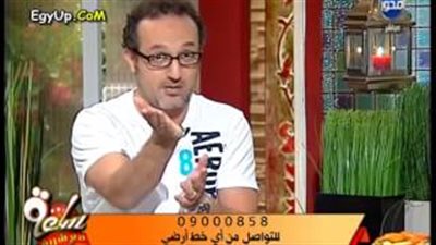 بالفيديو.. شريف مدكور يتوعد بـ«اختراق» صفحات منتقديه على «فيس بوك»