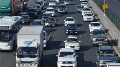 «المرور»: عودة الحركة لطبيعتها بعد إخماد حريق بجوار الدائري (فيديو)