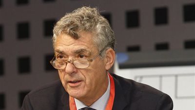 الـ«فيفا» تفتح تحقيقا في مخالفات رئيس الاتحاد الإسبانى لكرة القدم