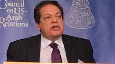 أبو العينين: السيسي يؤسس لدولة حديثة جاذبة للاستثمارات