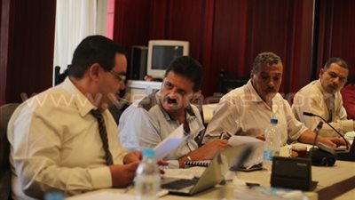بالصور..«الأوراق المالية» تناقش مشروع لائحة «ضريبة الدخل»